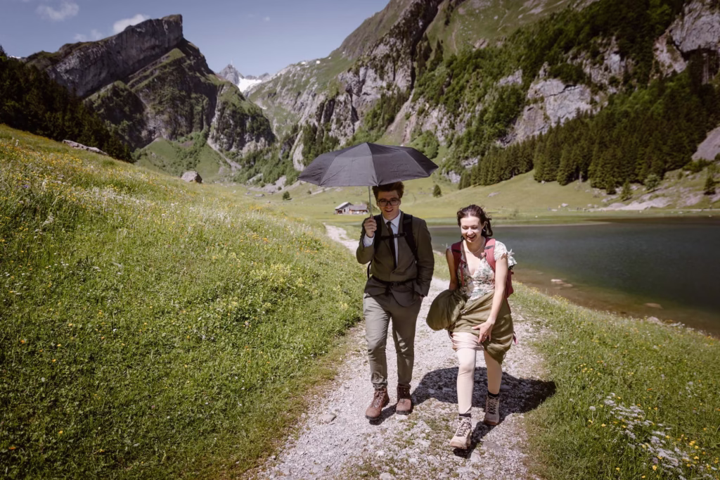 hiking elopement lake